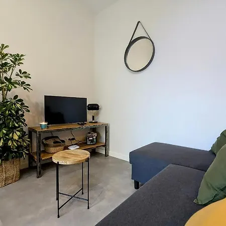 L'atelier, Sauna & Lejlighed Riorges